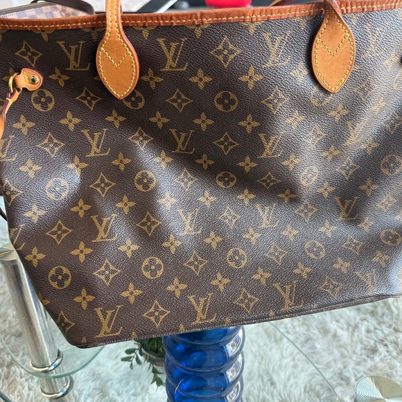 ✨ Authentic Louis Vuitton Neverfull MM Tote Bag – Monogram Canvas with Pink Inte - Picture 1 of 3